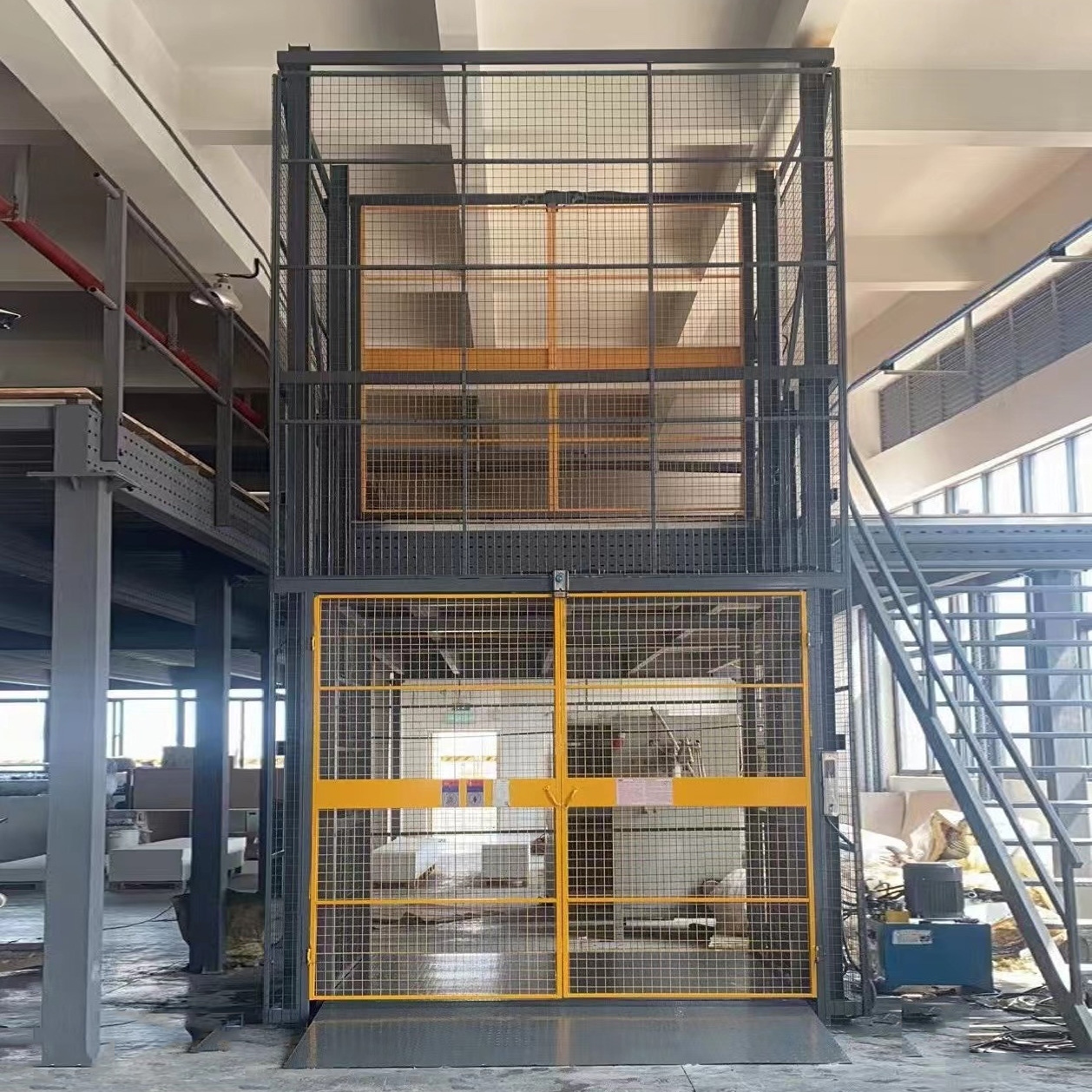 液壓升降機維護(hù)保養